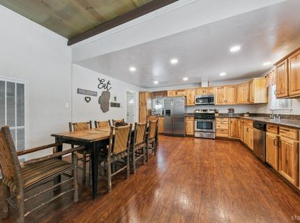 1089 Bowers Avenue, South Lake Tahoe, CA 96150 Photo