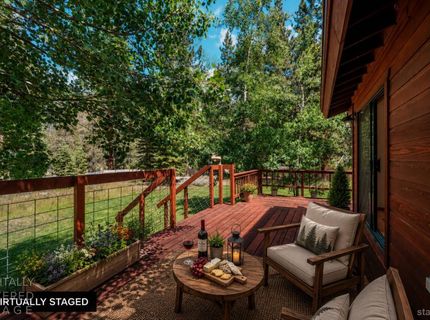3655 Memory Lane, South Lake Tahoe, CA 96150 Photo