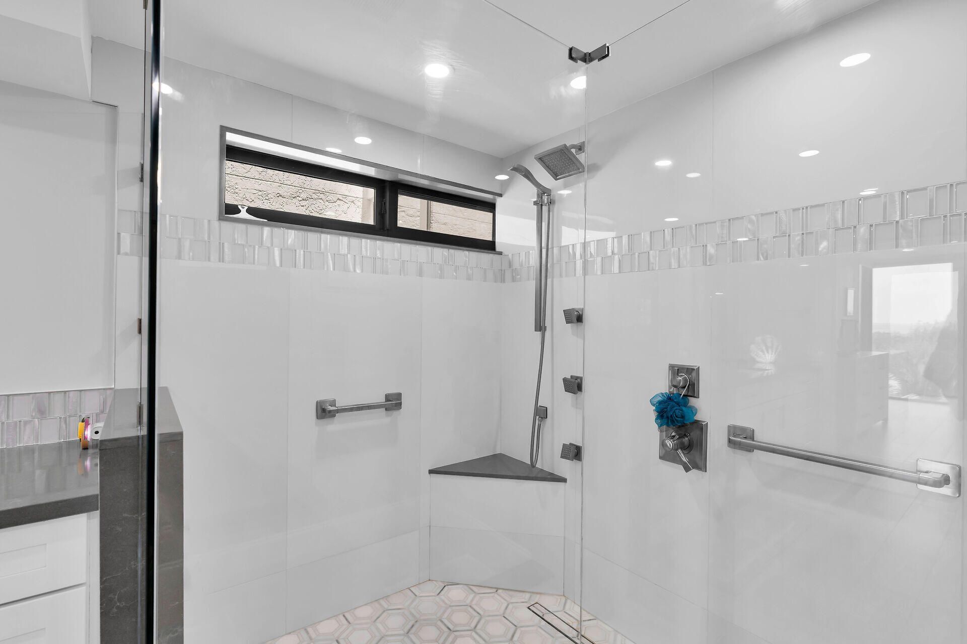 8401 Gulf Of Mexico Boulevard, Unit #401, Marathon, FL 33050 Photo
