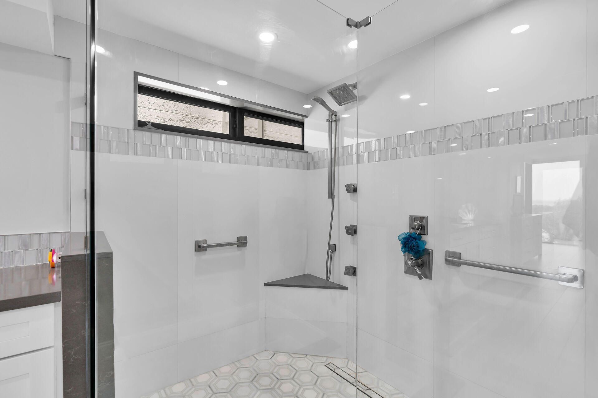 8401 Gulf Of Mexico Boulevard, Unit #401, Marathon, FL 33050 Photo