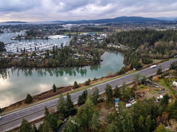1850 Swartz Bay Rd , North Saanich, BC V8L 5R2