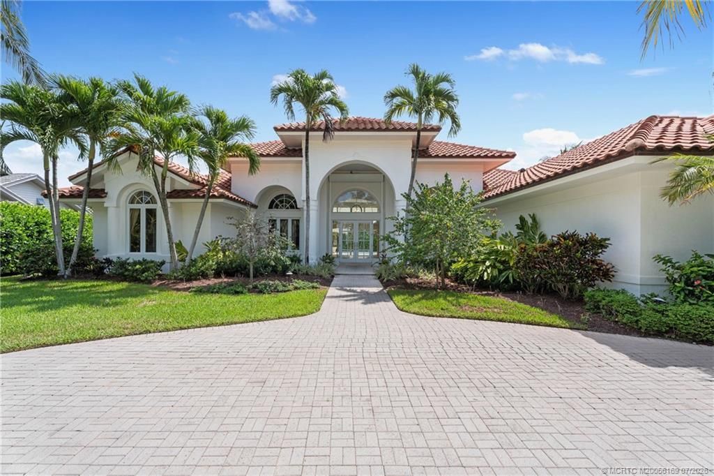 6841 SE Harbor Circle , Hutchinson Island, FL 34996 Photo