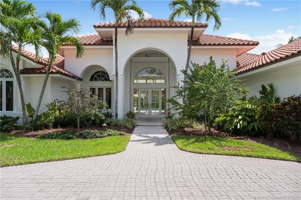 6841 SE Harbor Circle , Hutchinson Island, FL 34996 Photo