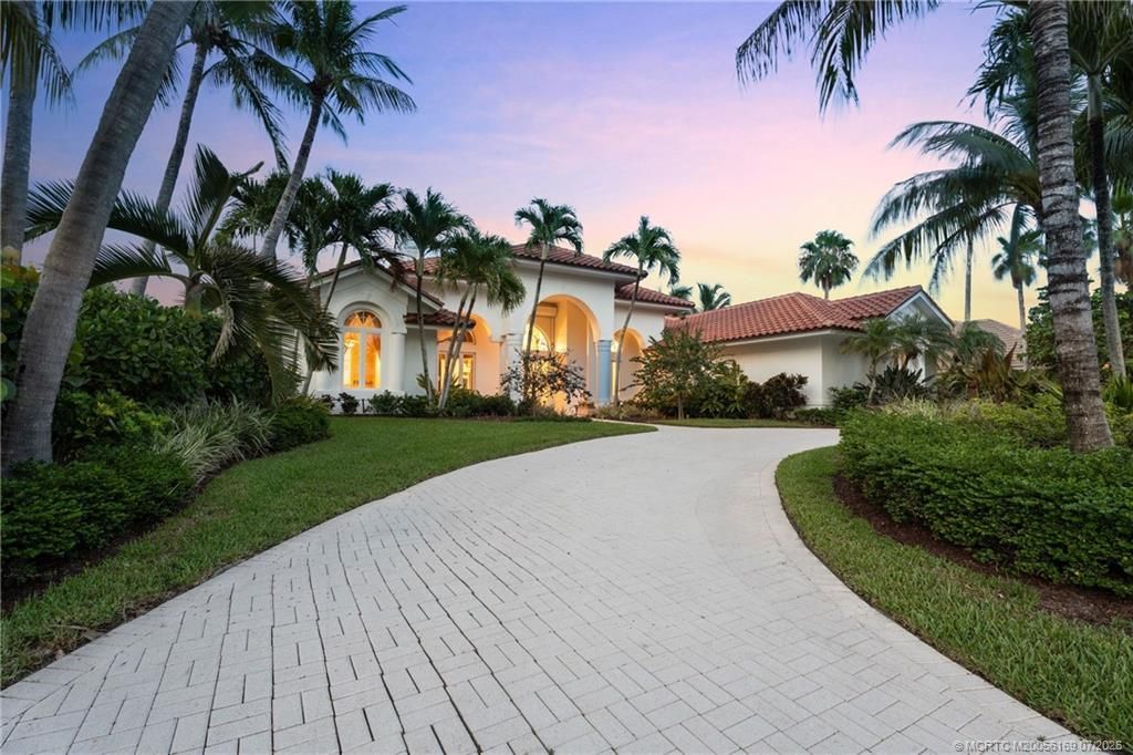 6841 SE Harbor Circle , Hutchinson Island, FL 34996 Photo
