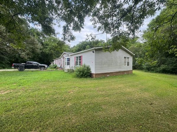 140 Youngblood Way, Killen, AL 35645