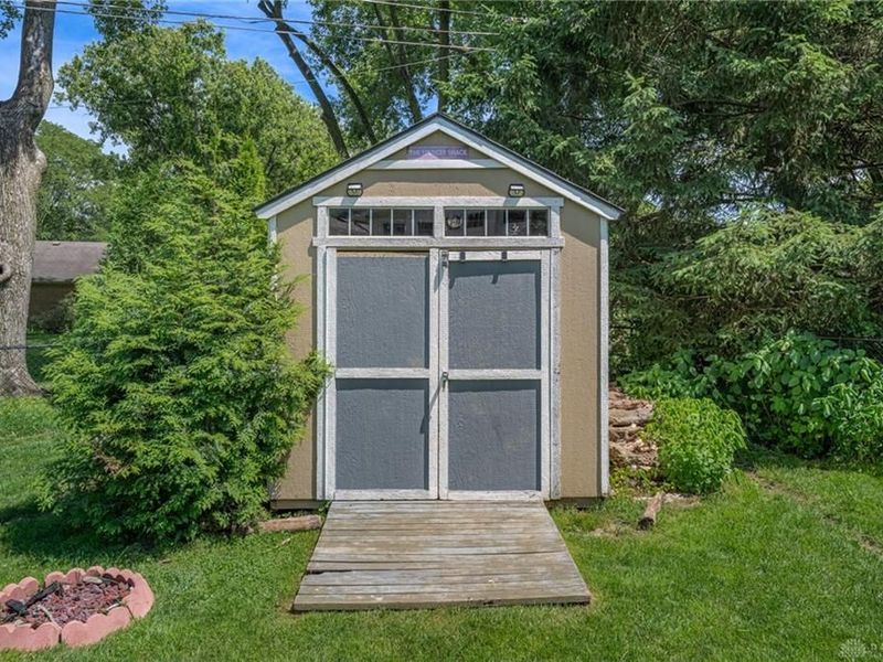 4616 Glenheath Drive, Kettering, OH 45440 Photo 38