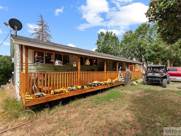 349 N Rena Street, ARCO, ID 83213