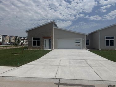 1218 Wycoff Drive, Lexington, NE 68850