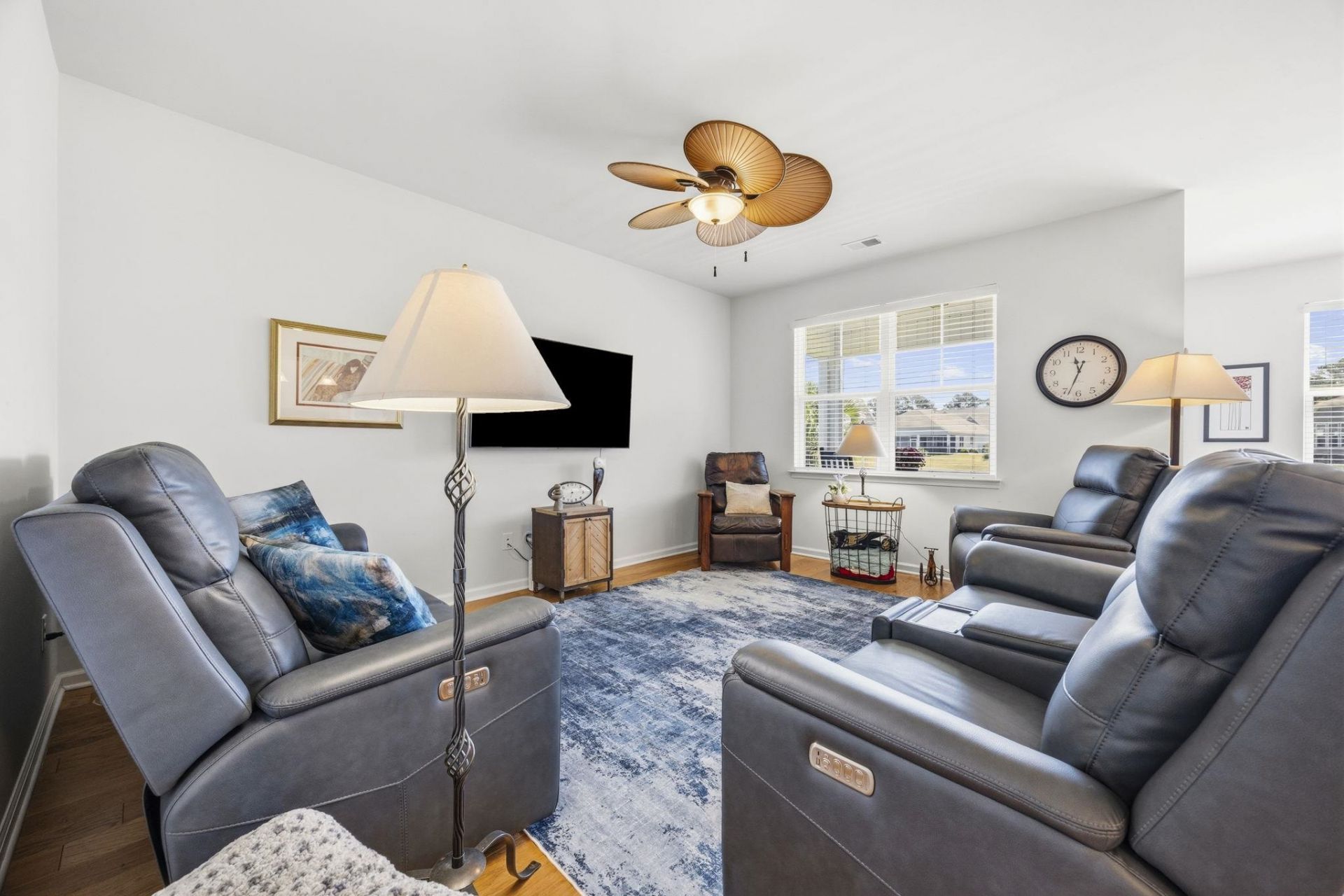5449 Longhorn Dr. Photo 6
