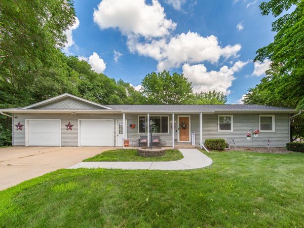 455 Maple Lawn Avenue, Faribault, MN 55021