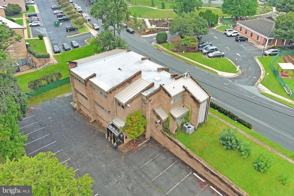 4200 DANIELS AVENUE , ANNANDALE, VA 22003