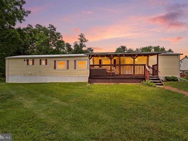 157 LINDA DRIVE, NEW OXFORD, PA 17350