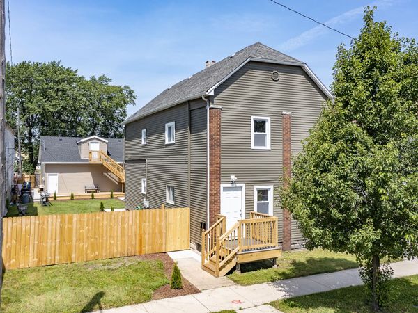 4832 Northcote Avenue, East Chicago, IN 46312