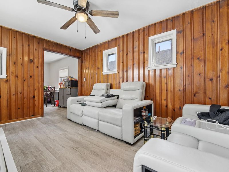 2229 Hamilton Avenue, Columbus, OH 43211 Photo 9