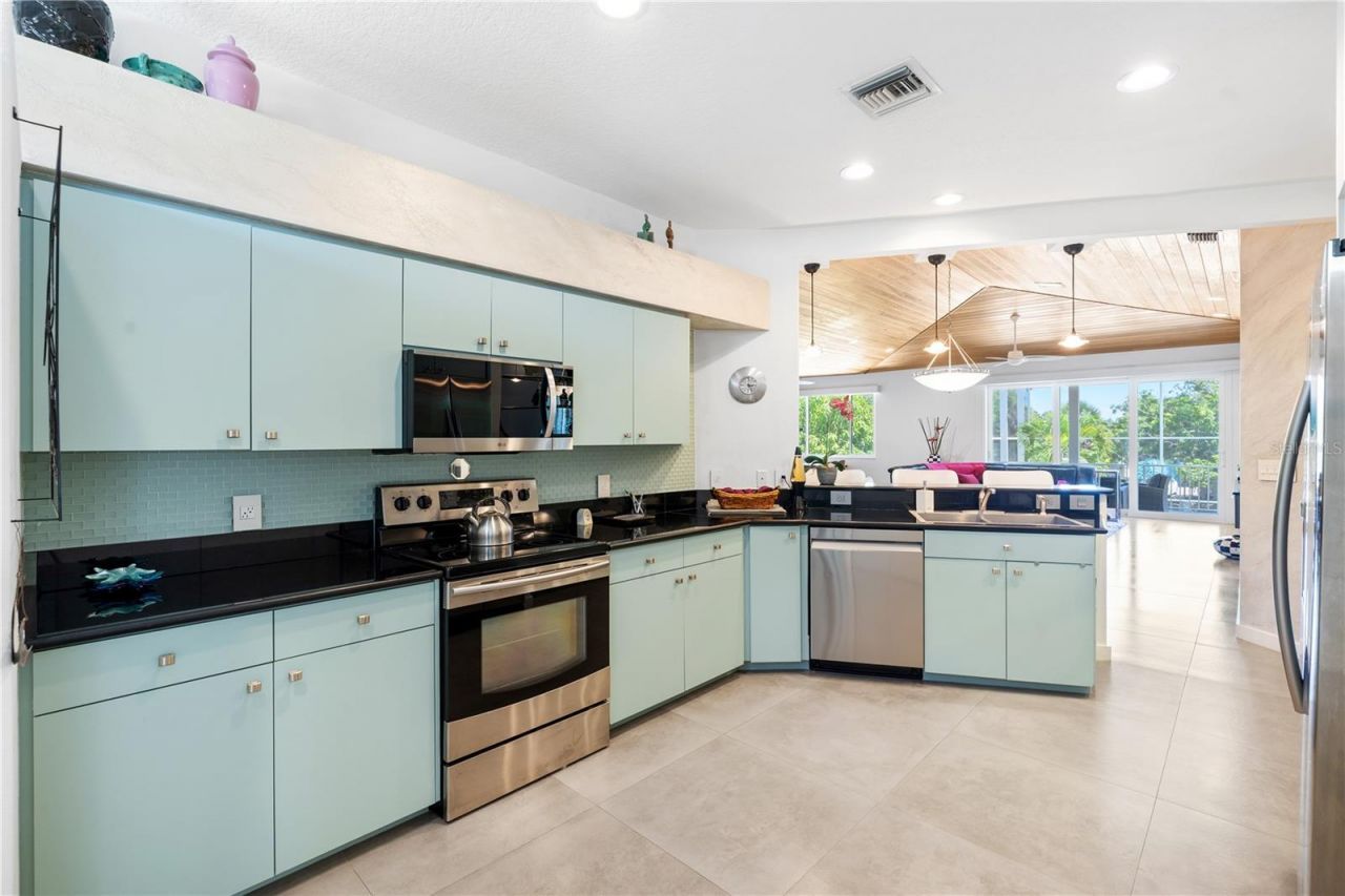 412 Treasure Boat Way, Sarasota, FL 34242 Photo
