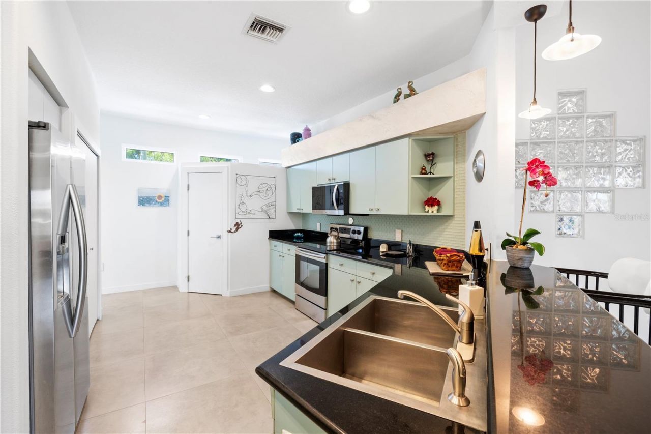 412 Treasure Boat Way, Sarasota, FL 34242 Photo