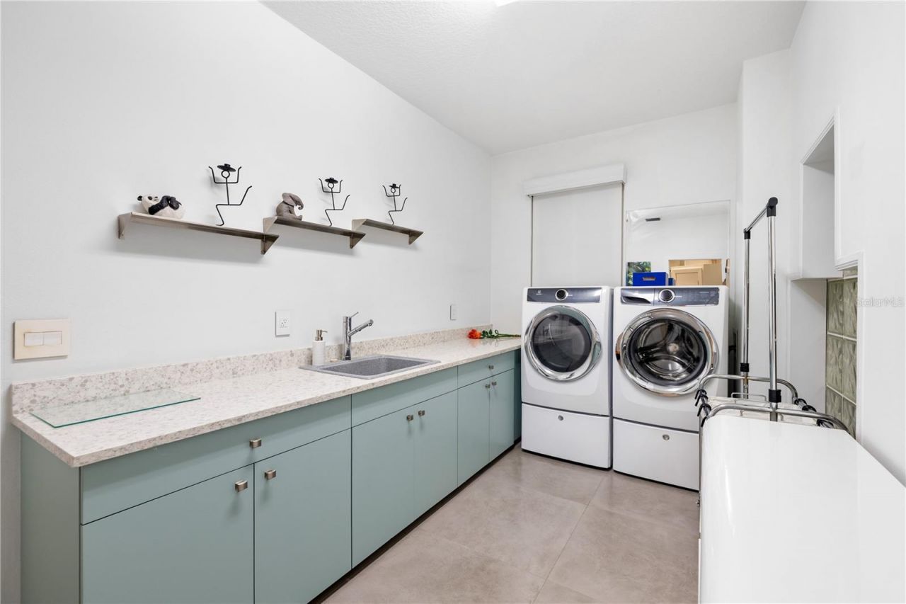 412 Treasure Boat Way, Sarasota, FL 34242 Photo