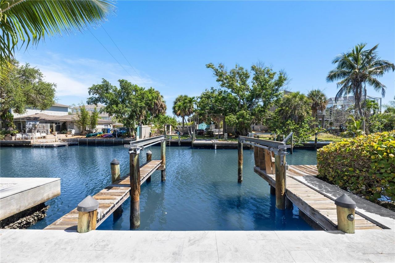 412 Treasure Boat Way, Sarasota, FL 34242 Photo