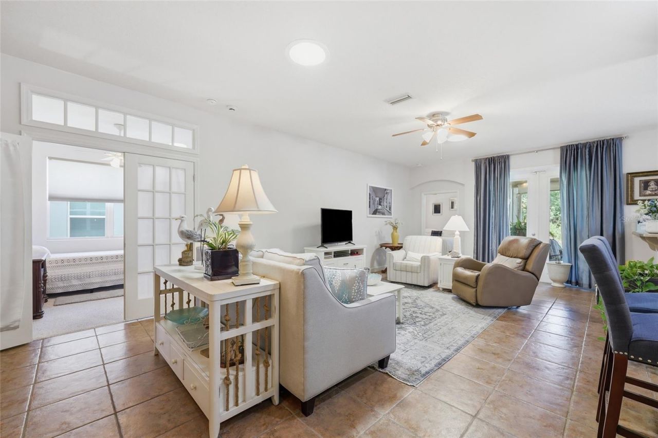 6342 Sanders Grove Circle , Okahumpka, FL 34762 Photo