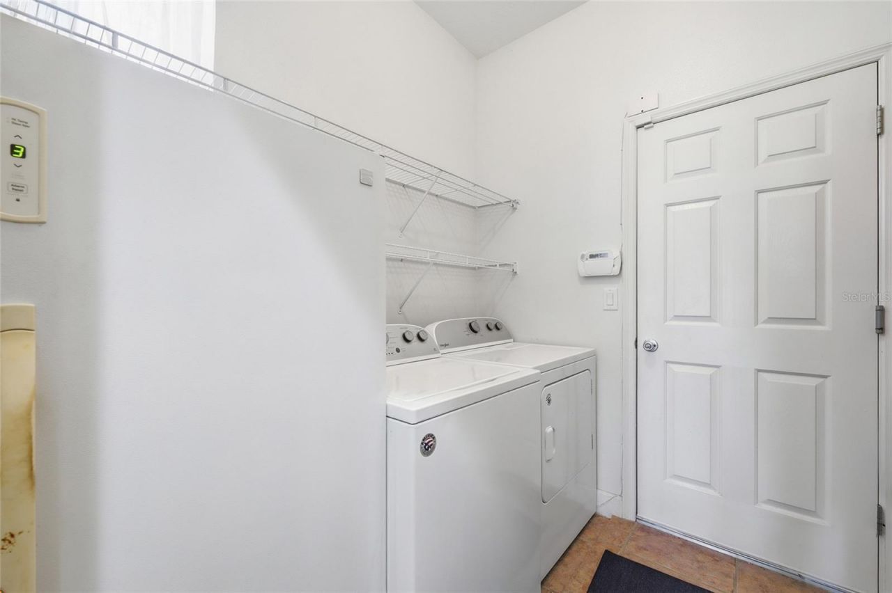6342 Sanders Grove Circle , Okahumpka, FL 34762 Photo