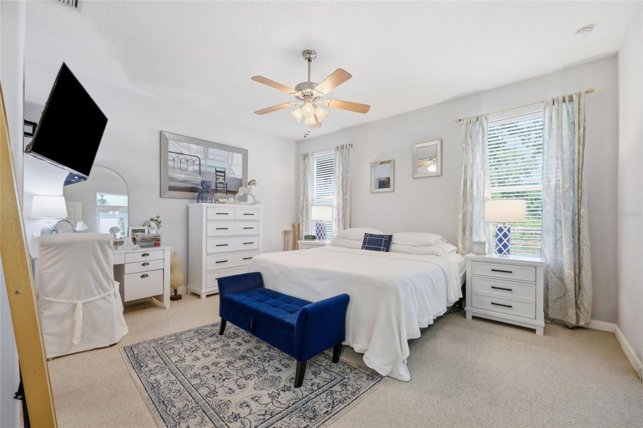 6342 Sanders Grove Circle , Okahumpka, FL 34762 Photo