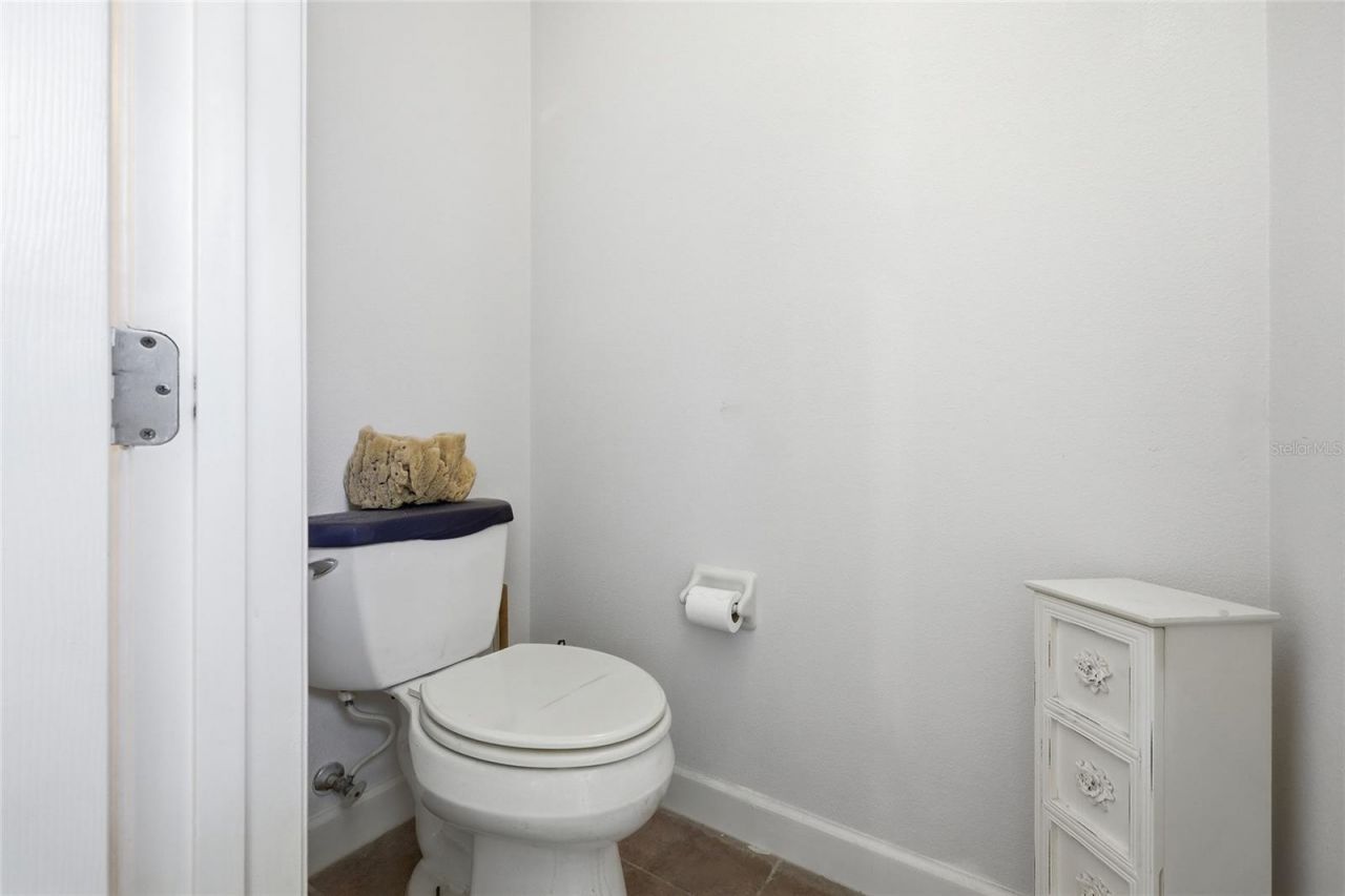 6342 Sanders Grove Circle , Okahumpka, FL 34762 Photo
