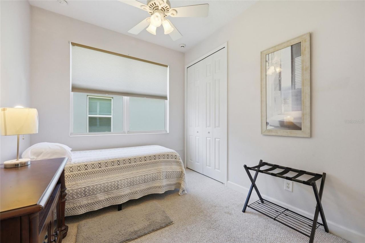 6342 Sanders Grove Circle , Okahumpka, FL 34762 Photo