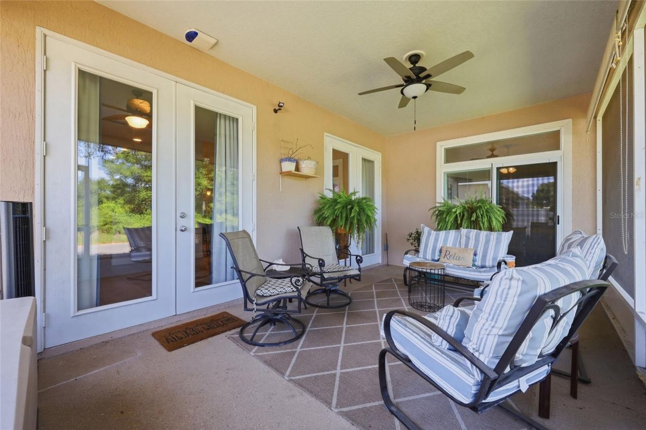 6342 Sanders Grove Circle , Okahumpka, FL 34762 Photo