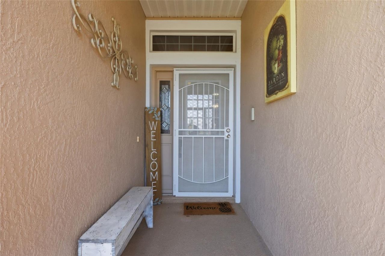 6342 Sanders Grove Circle , Okahumpka, FL 34762 Photo