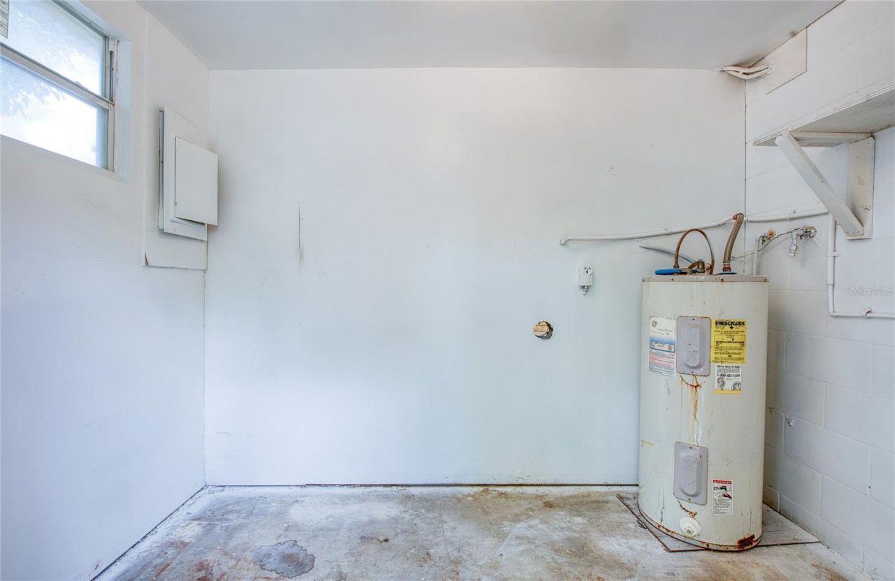 Please Call For Address, Tampa, FL 33612 Photo