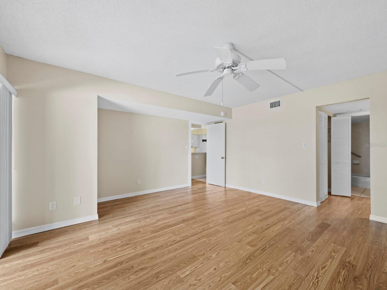 5260 Gulf Of Mexico Drive, Unit 413, Longboat Key, FL 34228 Photo
