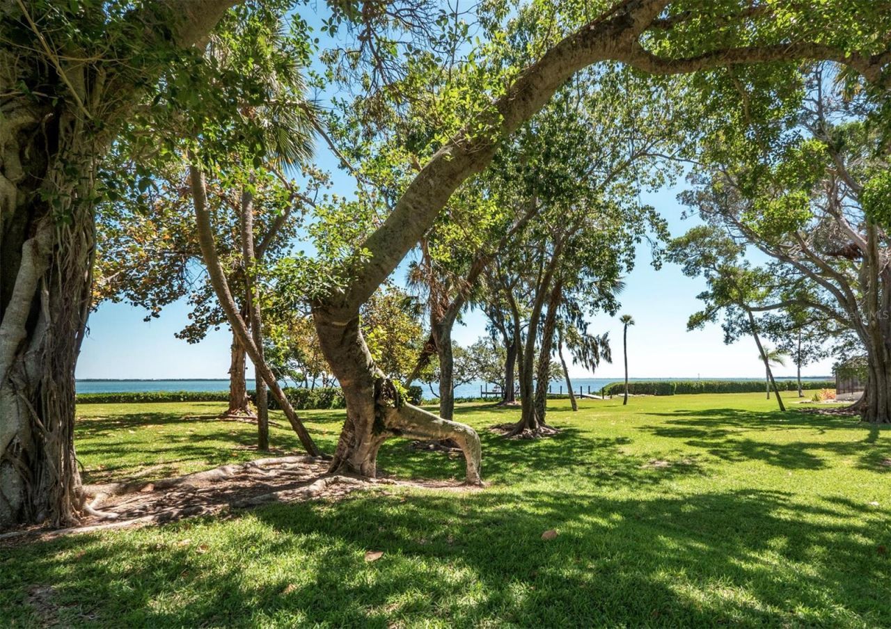 5260 Gulf Of Mexico Drive, Unit 413, Longboat Key, FL 34228 Photo