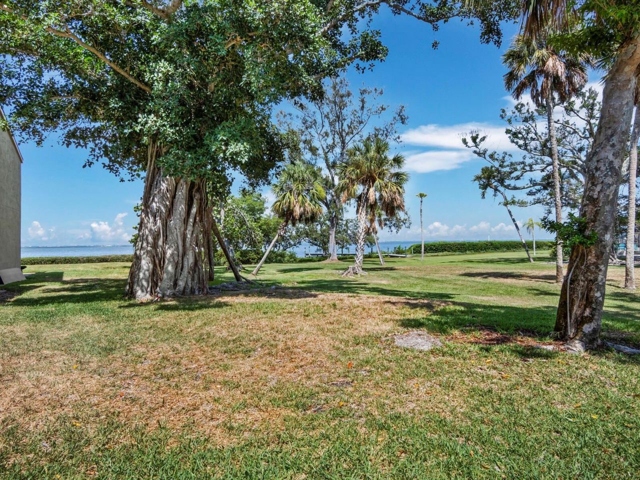 5260 Gulf Of Mexico Drive, Unit 413, Longboat Key, FL 34228 Photo