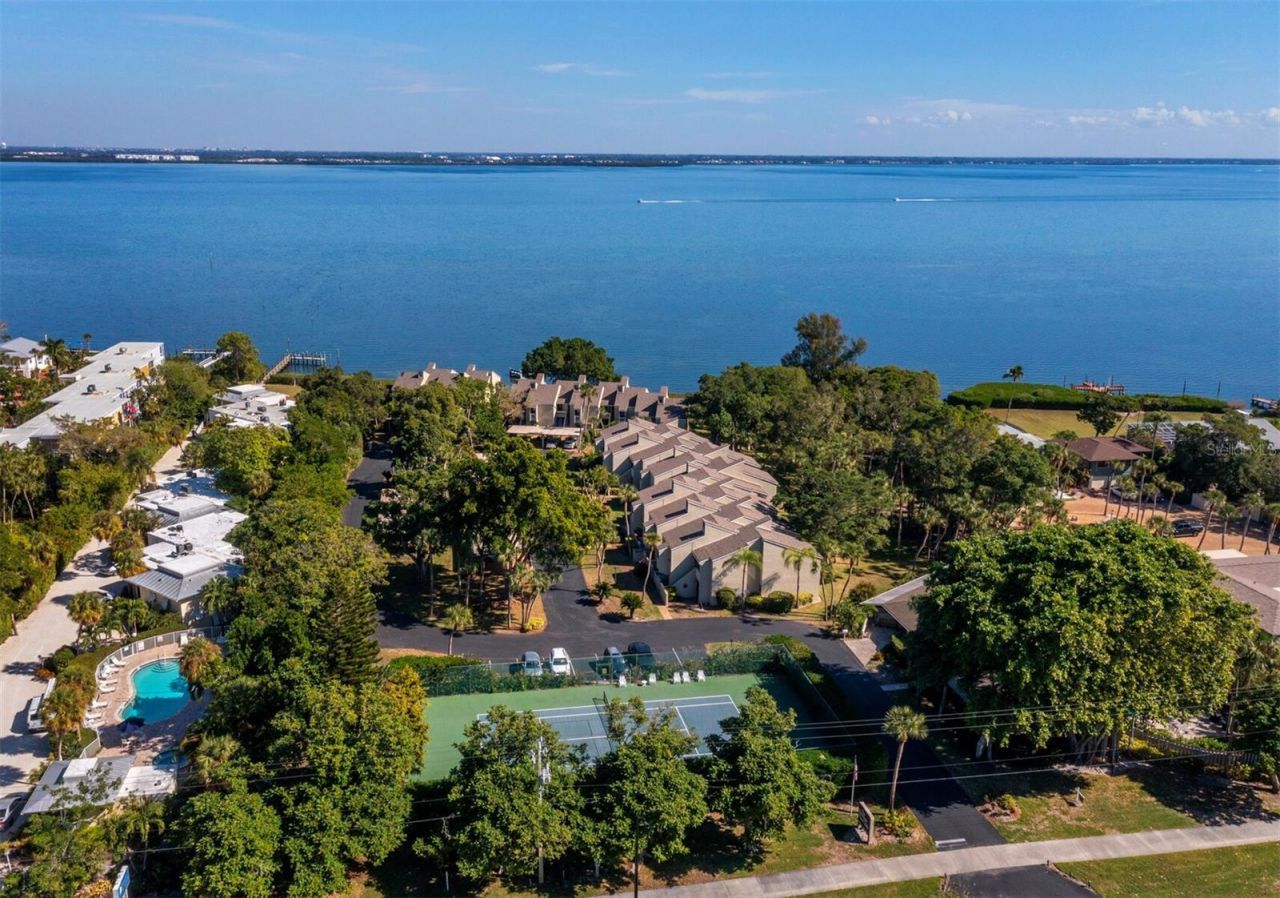 5260 Gulf Of Mexico Drive, Unit 413, Longboat Key, FL 34228 Photo