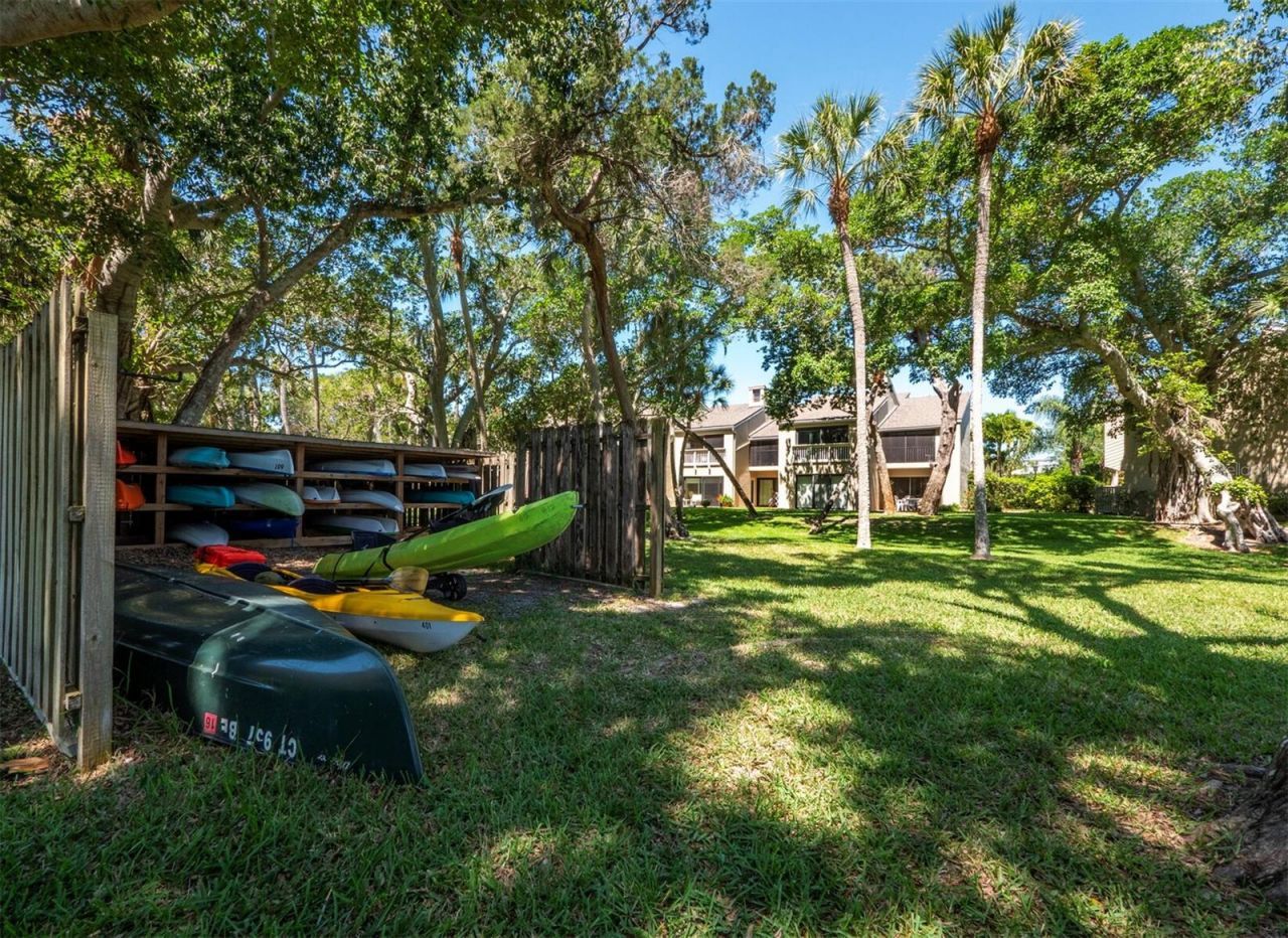 5260 Gulf Of Mexico Drive, Unit 413, Longboat Key, FL 34228 Photo