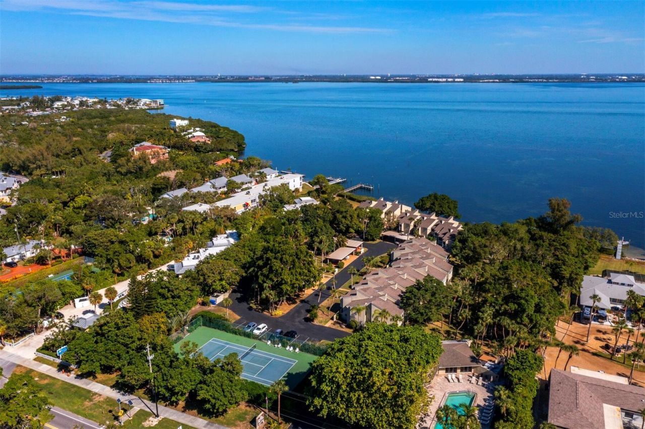 5260 Gulf Of Mexico Drive, Unit 413, Longboat Key, FL 34228 Photo