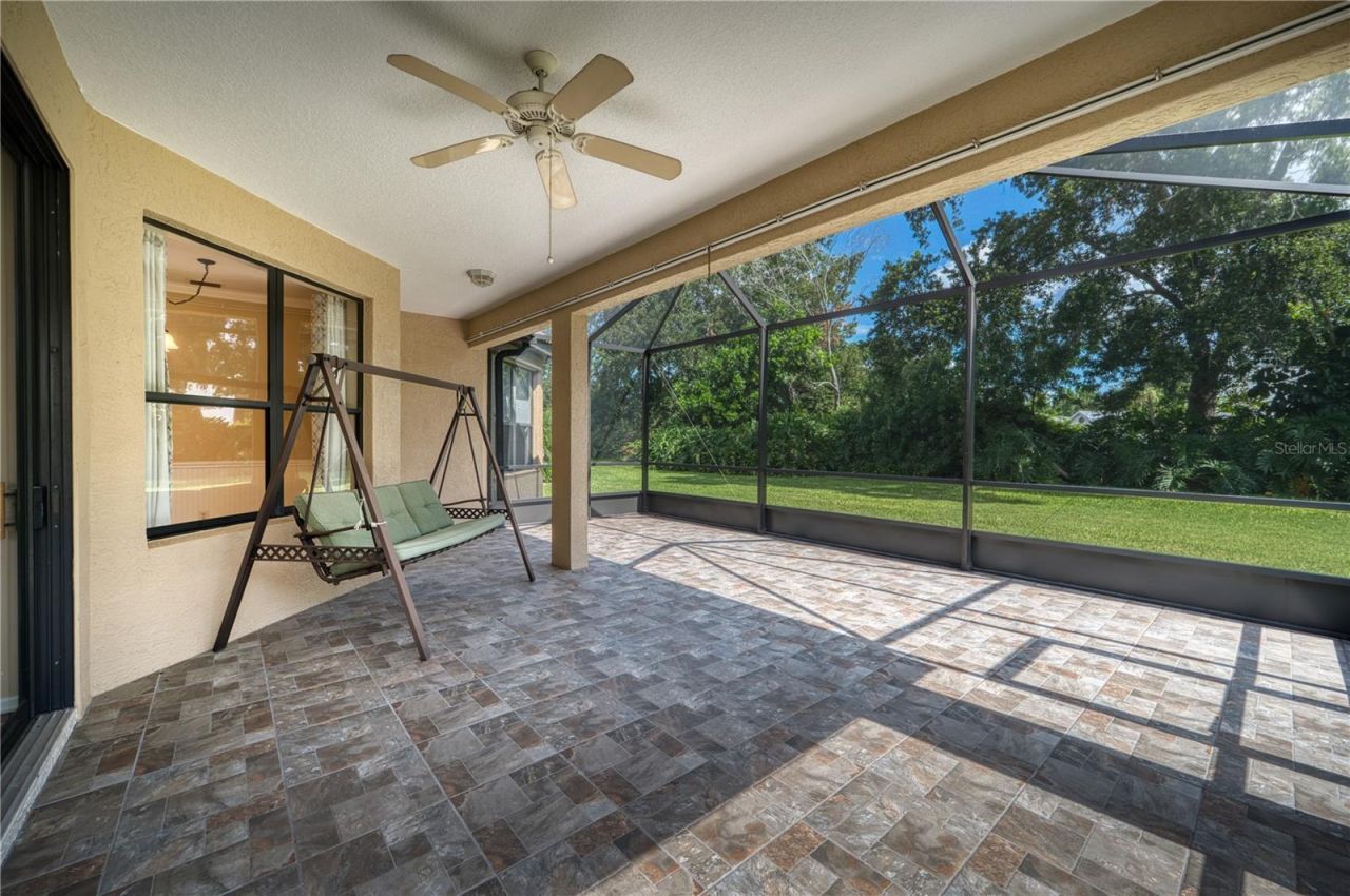 4252 Mackay Falls Terrace, Sarasota, FL 34243 Photo