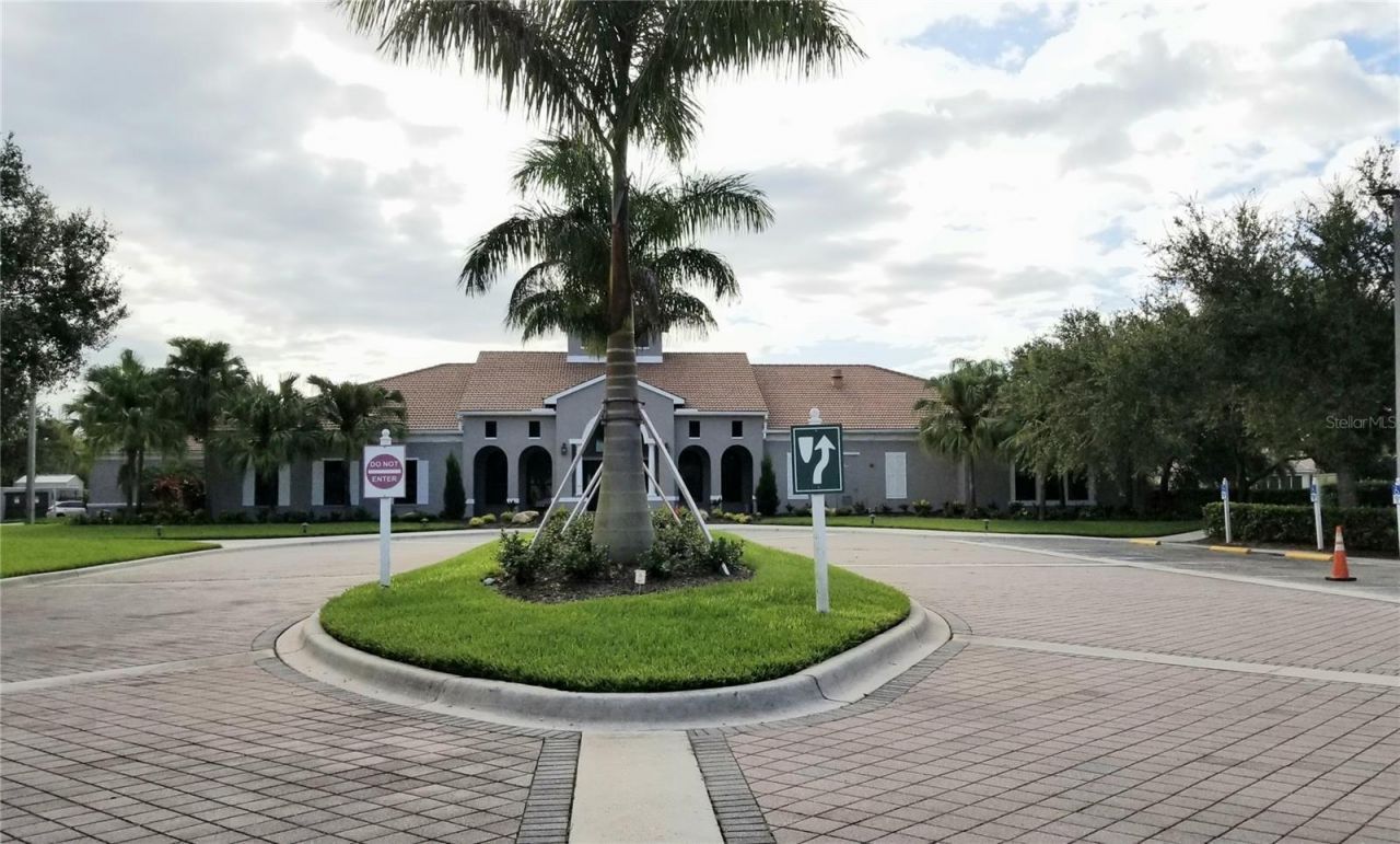 4252 Mackay Falls Terrace, Sarasota, FL 34243 Photo