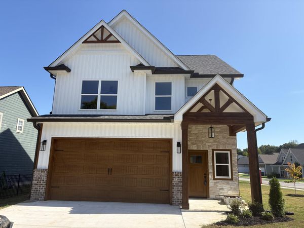 7041 Arbor Leaf Lane, Unit 28, Chattanooga, TN 37421