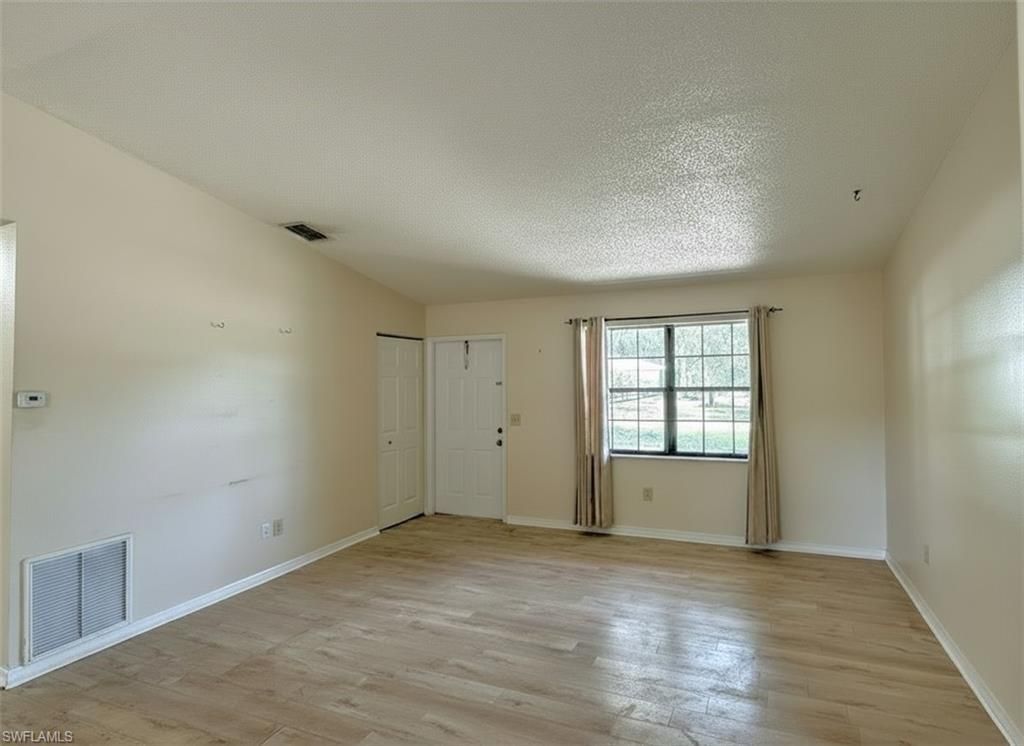4005 E Sunflower Cir , Labelle, FL 33935 Photo
