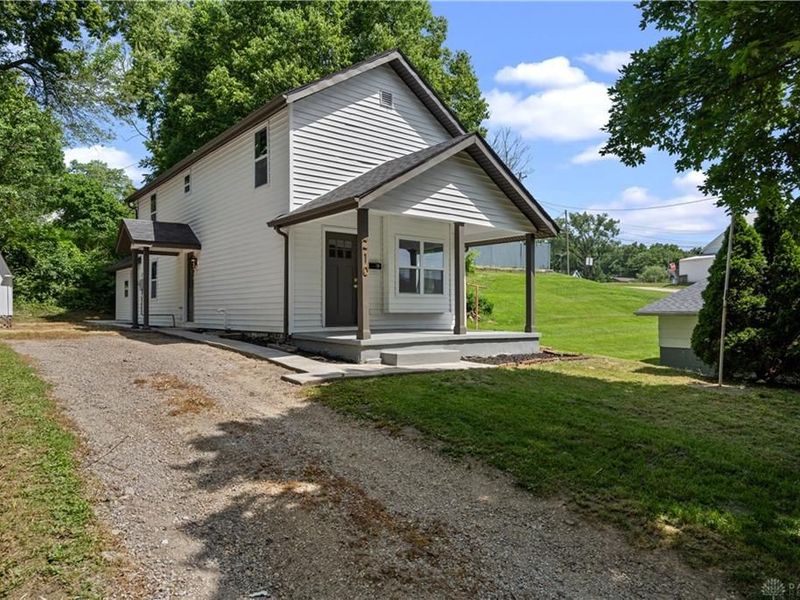 210 N Riley Boulevard, Franklin, OH 45005 Photo 1