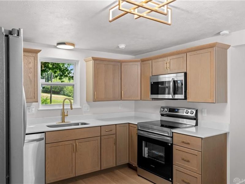210 N Riley Boulevard, Franklin, OH 45005 Photo 12