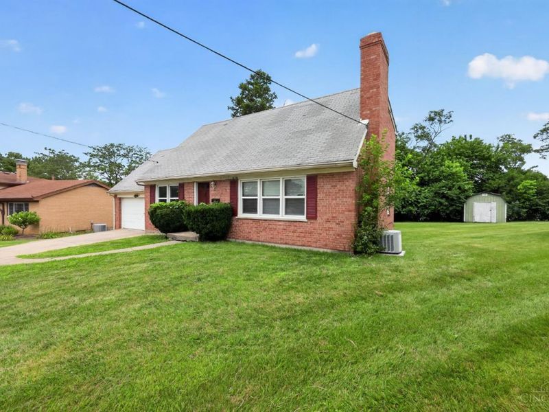 5406 Bluebird Lane, Cincinnati, OH 45239 Photo 11