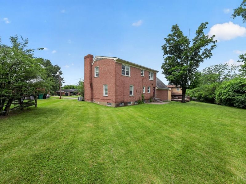 5406 Bluebird Lane, Cincinnati, OH 45239 Photo 7