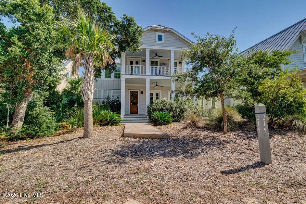 215 Writers Way, Bald Head Island, NC 28461 Main Photo