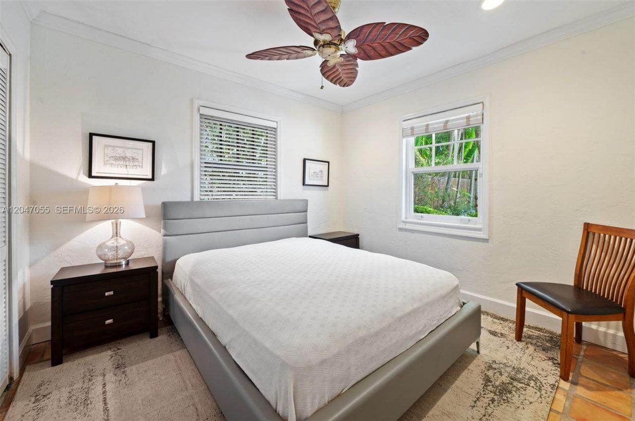 4054 Bonita Ave , Miami, FL 33133 Photo