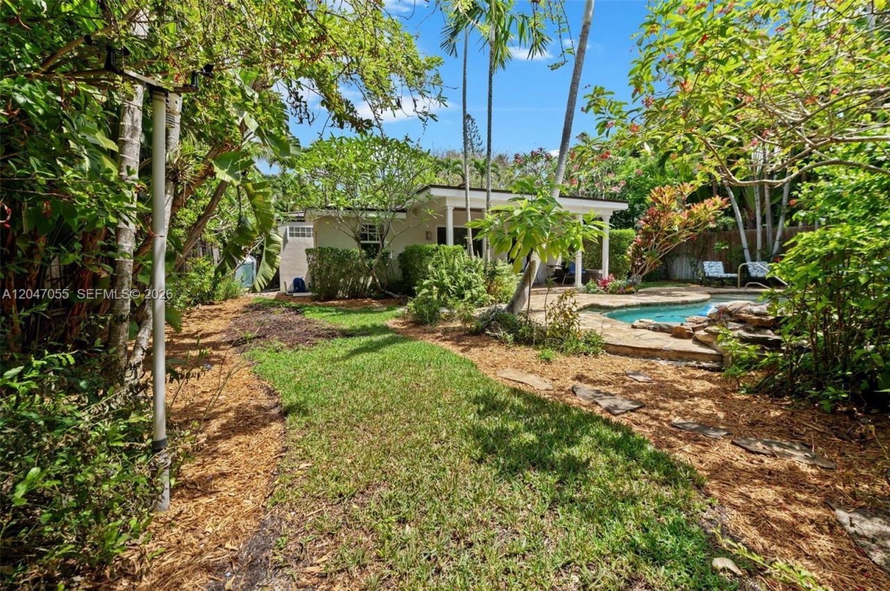 4054 Bonita Ave , Miami, FL 33133 Photo