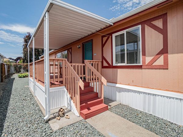 1570 S Peach, Unit SPC 91, Medford, OR 97501