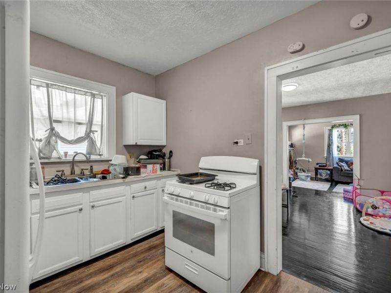 1288 Pondview Avenue, Akron, OH 44305 Photo 7