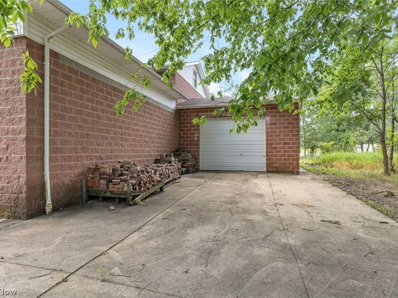 7958 Broadview Road, Broadview Heights, OH 44147 Photo 11